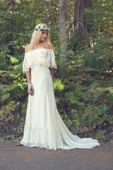 A-line Off the Shoulder Bohemian Lace Chiffon Ivory Summer Beach Wedding Dresses
